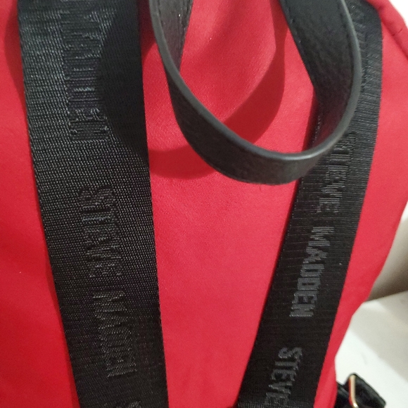 STEVE MADDEN RED MINI FORCE WOMEN\'S TRAVEL BACK PACK BAG main image 8